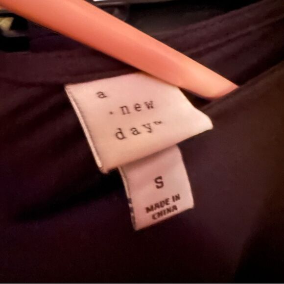 A New Day Black Sleeveless Sheath Dress - Picture 2 of 8